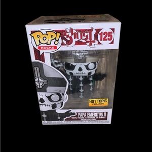 Vaulted 2019 New in Box Hot Topic Exclusive Ghost “Papa Emertus II” Funko Pop